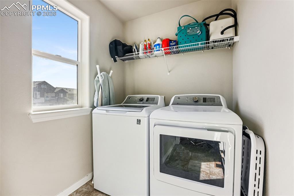 Image 22 of 35: Laundry