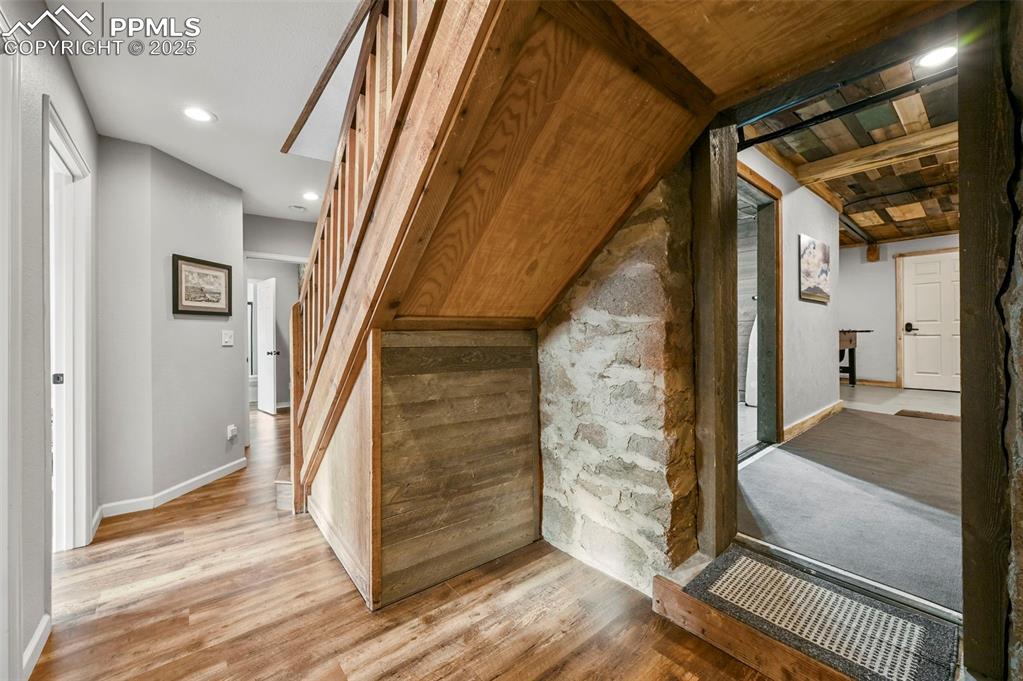 Image 41 of 45: Bonus Room