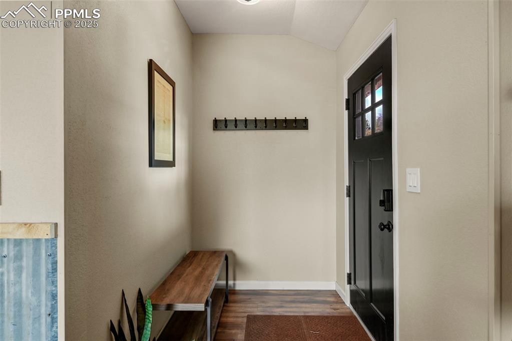 Image 7 of 45: Entry