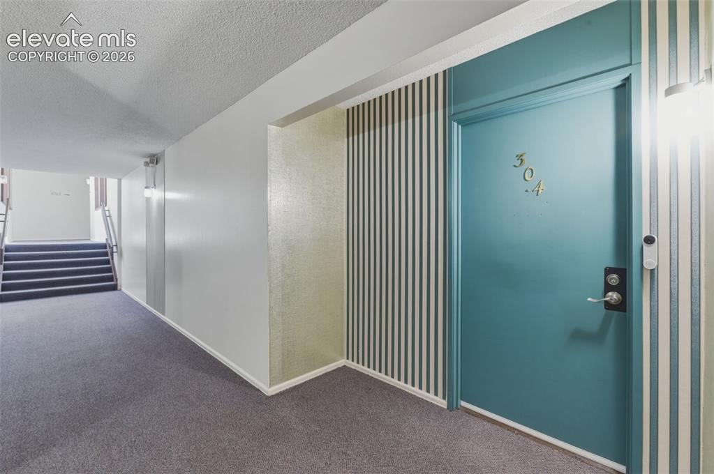 Image 2 of 27: Entry