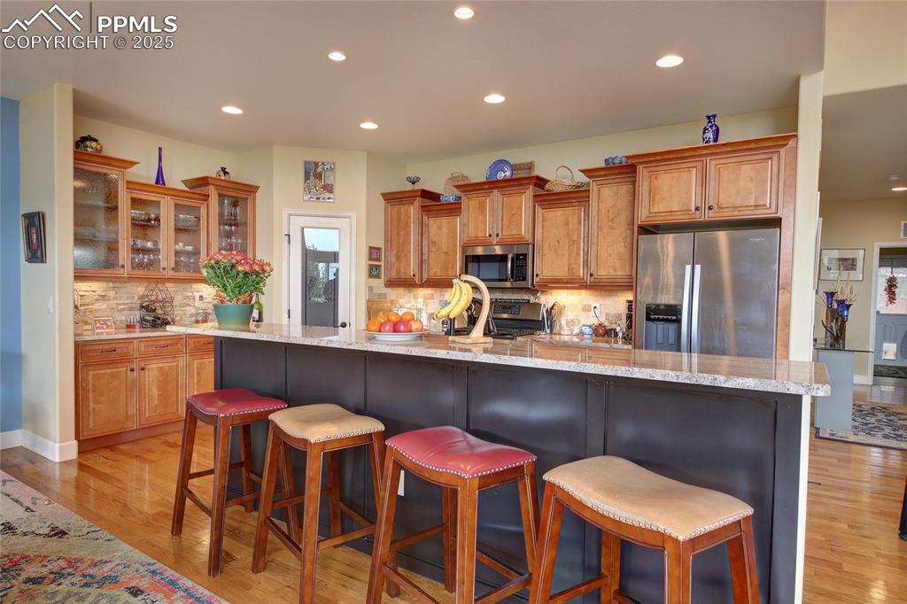 Image 14 of 36: Kitchen