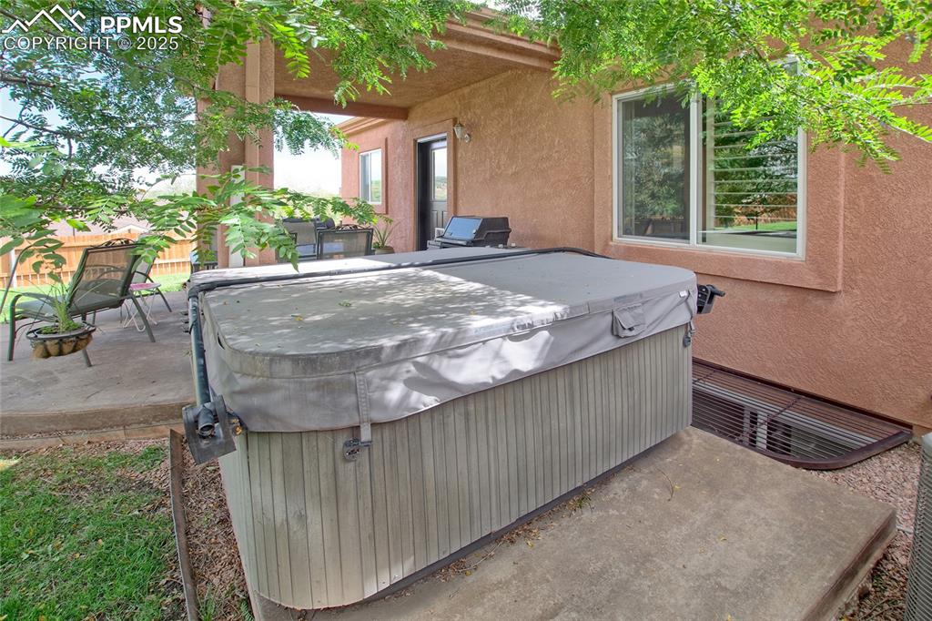 Image 36 of 36: The hot tub stays!!