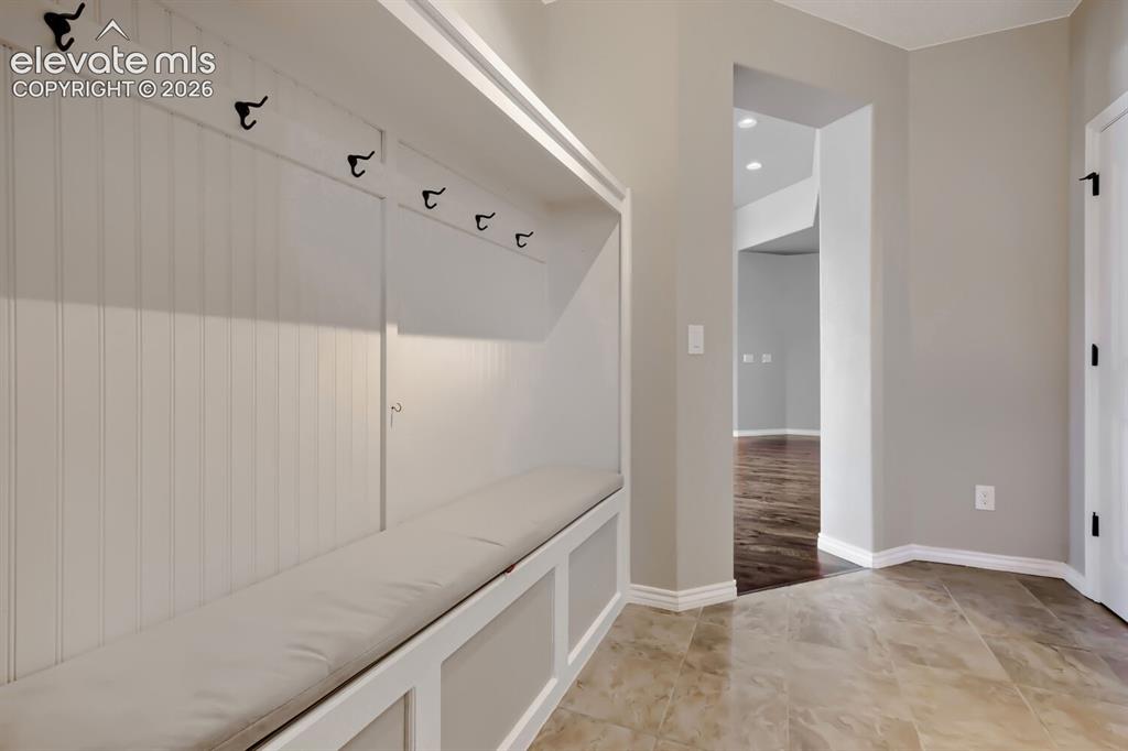 Image 19 of 50: Mud Room