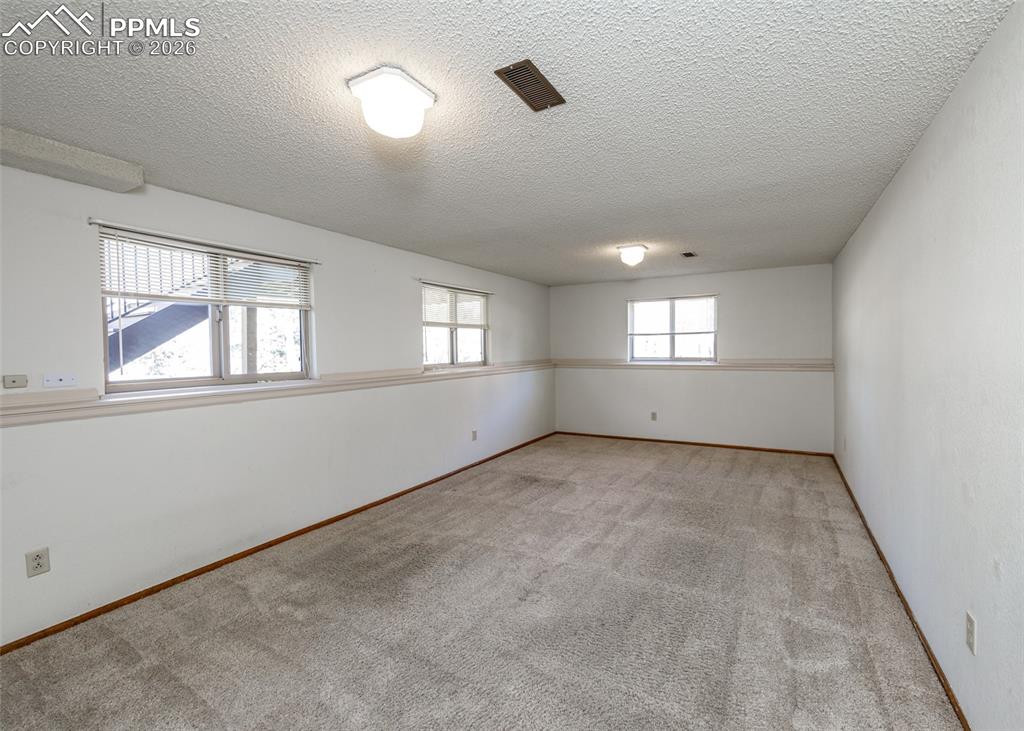 Image 23 of 34: Living Room