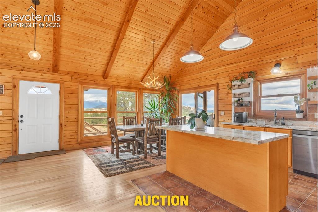 Image 8 of 42: Kitchen