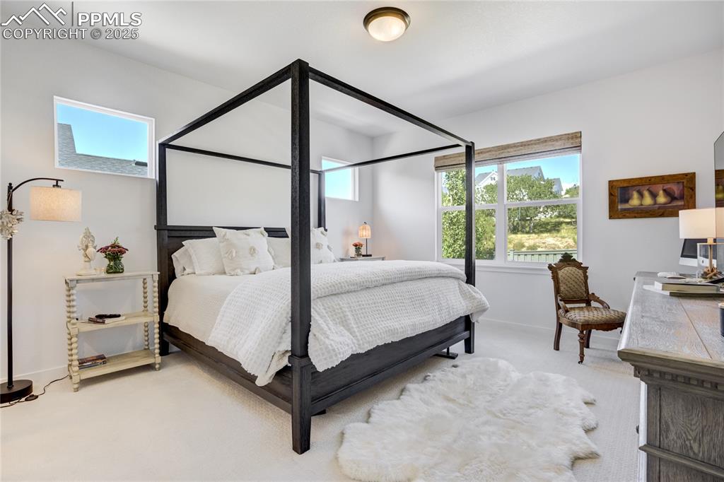 Image 20 of 50: Bedroom