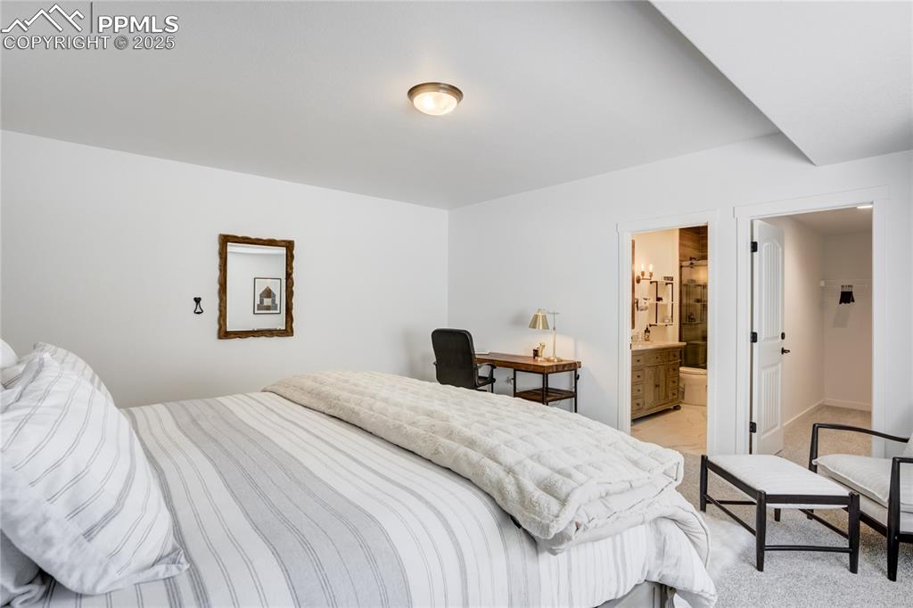 Image 26 of 50: artisan junior suite w/private ensuite (heated floors), organic textural pa