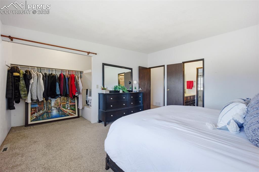 Image 24 of 46: Bedroom