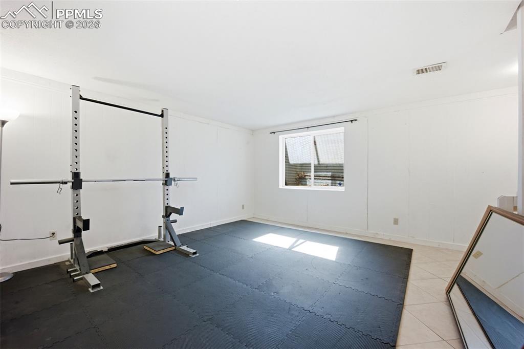 Image 38 of 46: Exercise Room