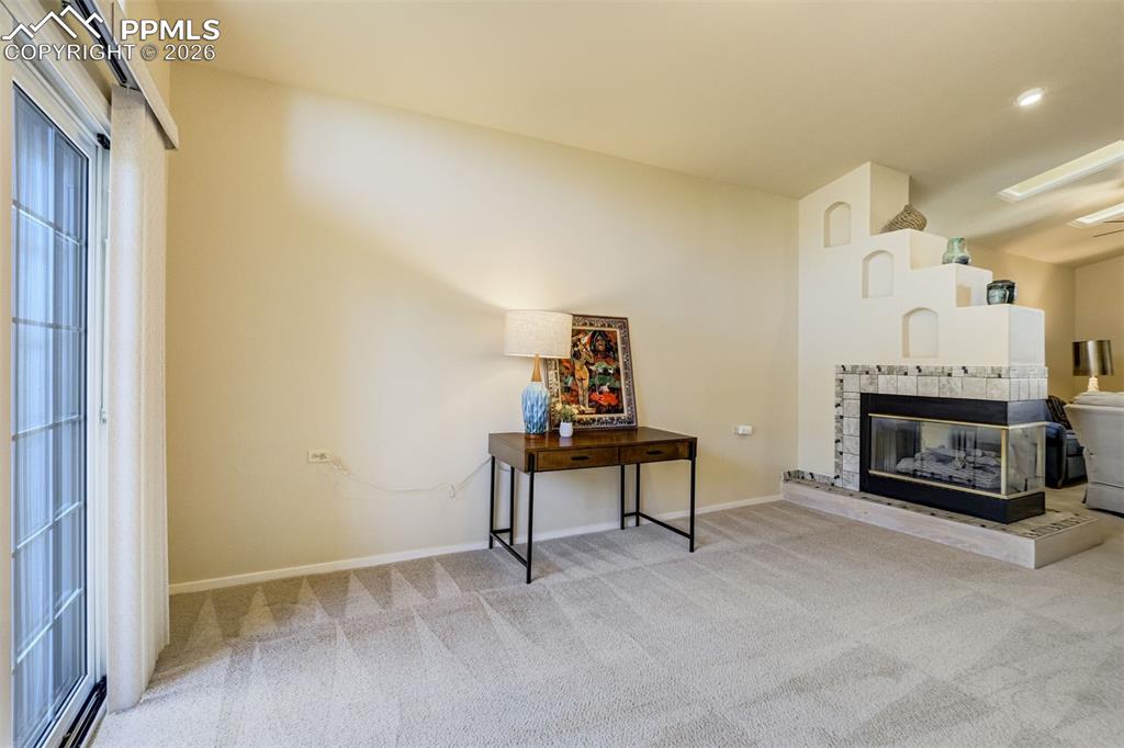 Image 13 of 50: Living Room