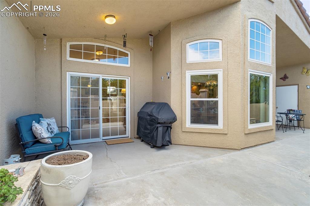 Image 43 of 50: Patio