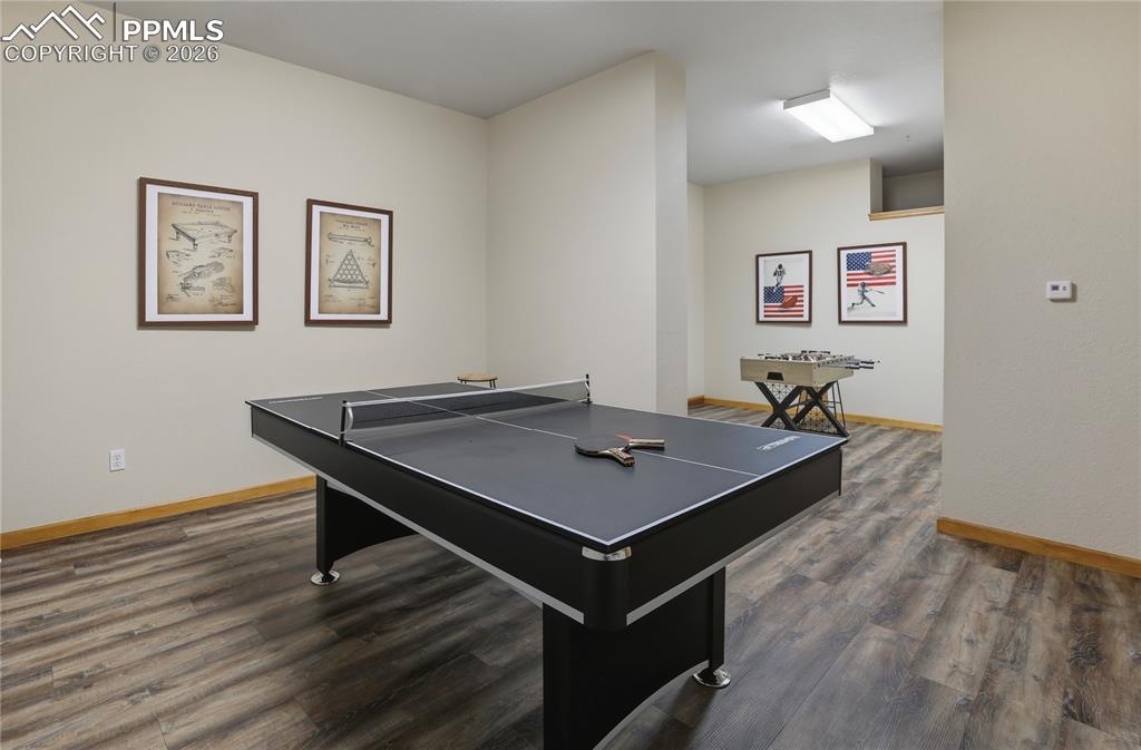 Image 41 of 50: Game Room