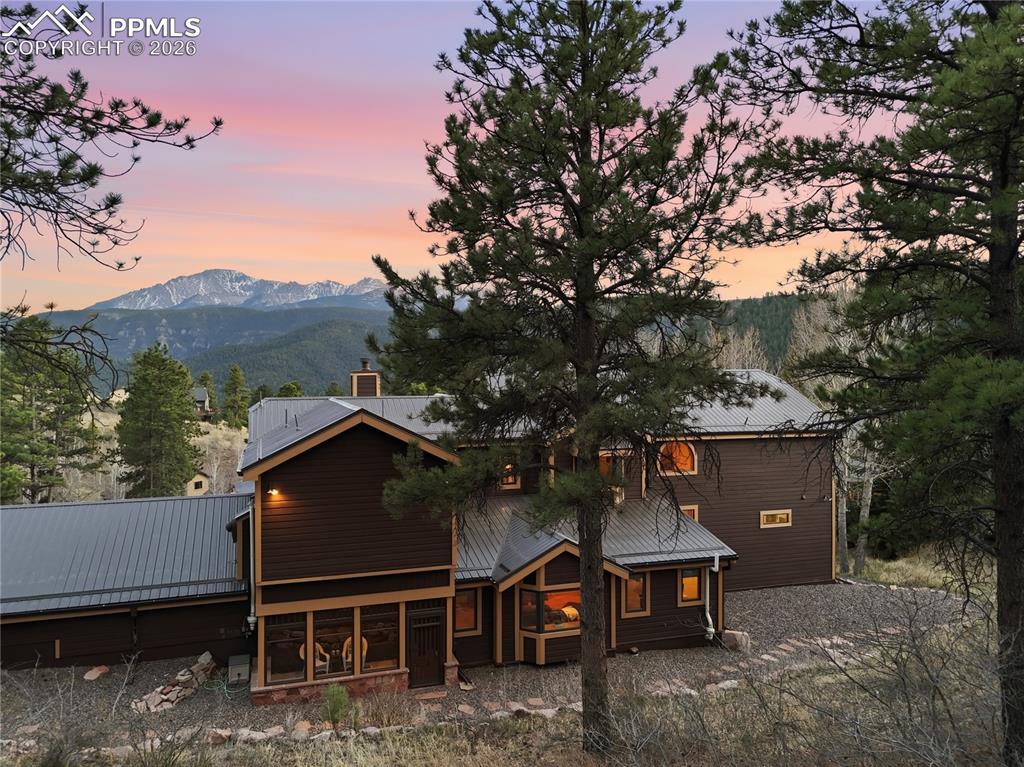 Image 50 of 50: Back of Structure