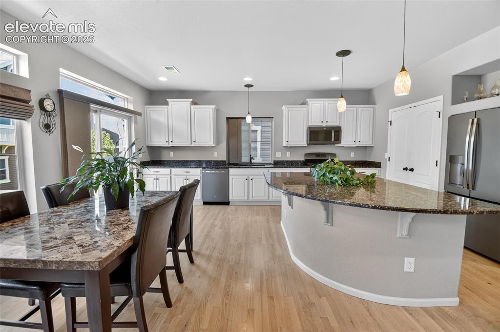 Image 13 of 38: Kitchen