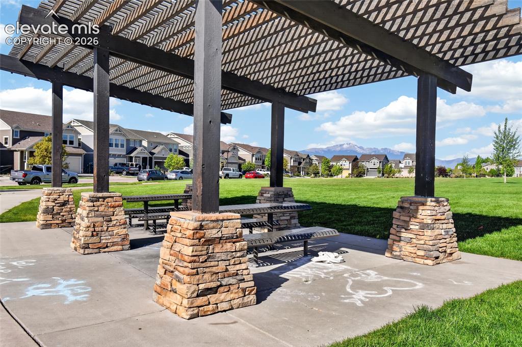 Image 8 of 38: Patio