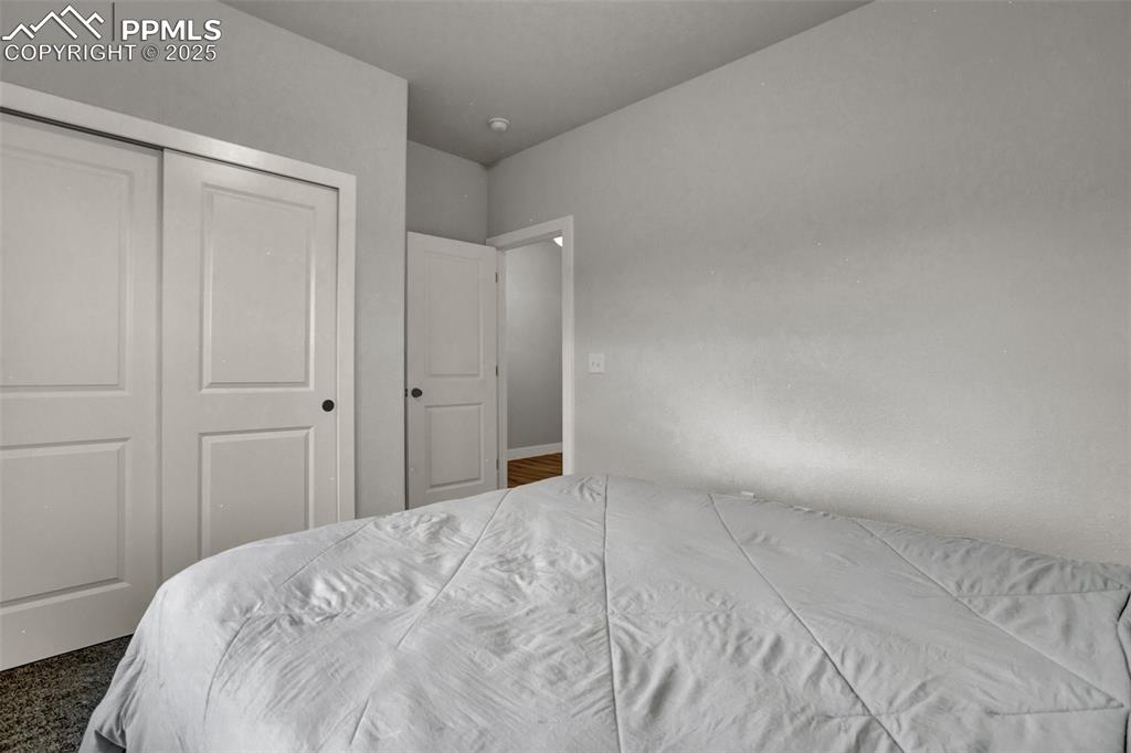 Image 24 of 34: Bedroom