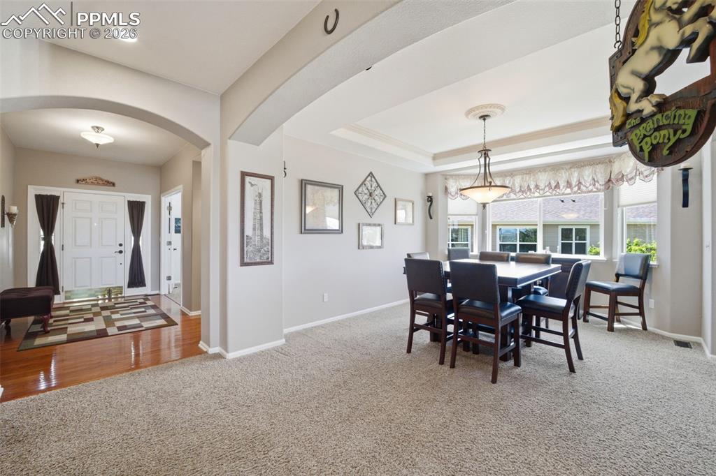 Image 6 of 45: Dining Area
