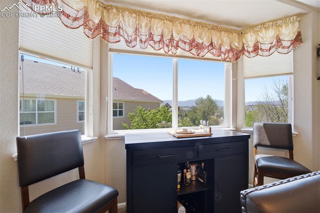 Image 8 of 45: Sitting Room