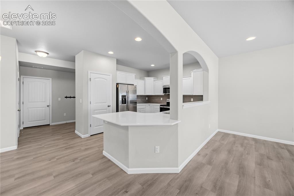 Image 13 of 44: open floorplan