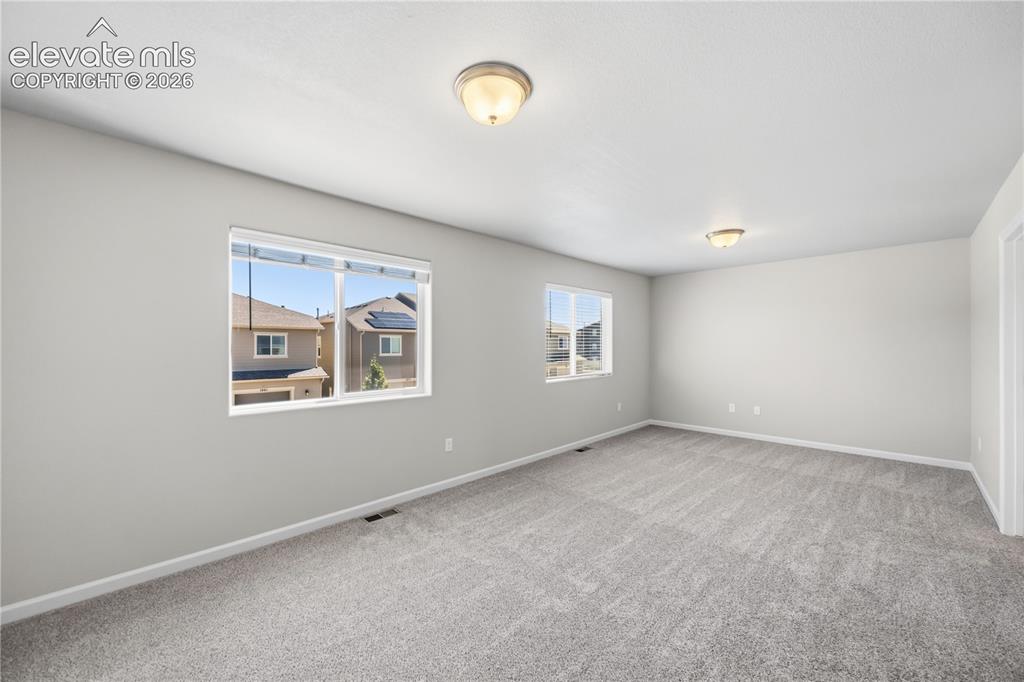 Image 19 of 44: Master Bedroom