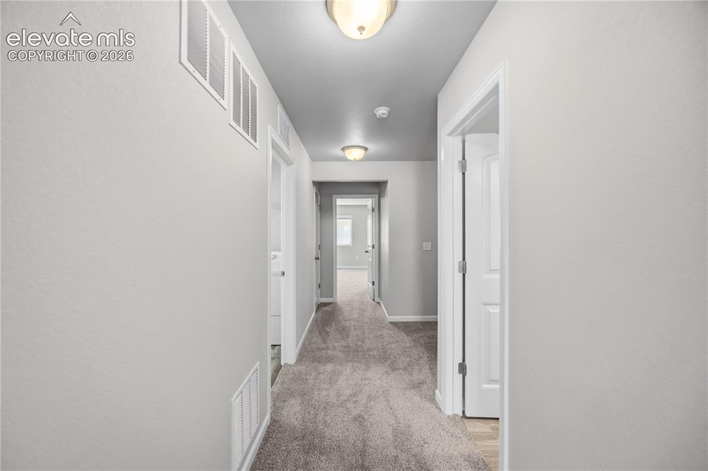 Image 36 of 44: upstairs hallway