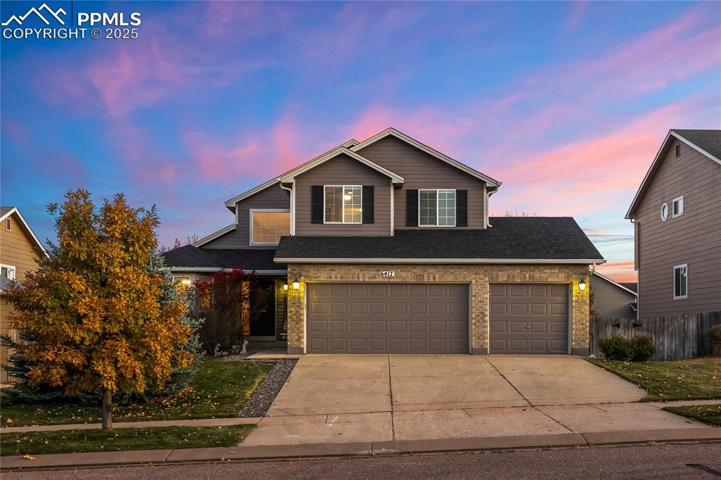 Image 2 of 40: Front of Structure