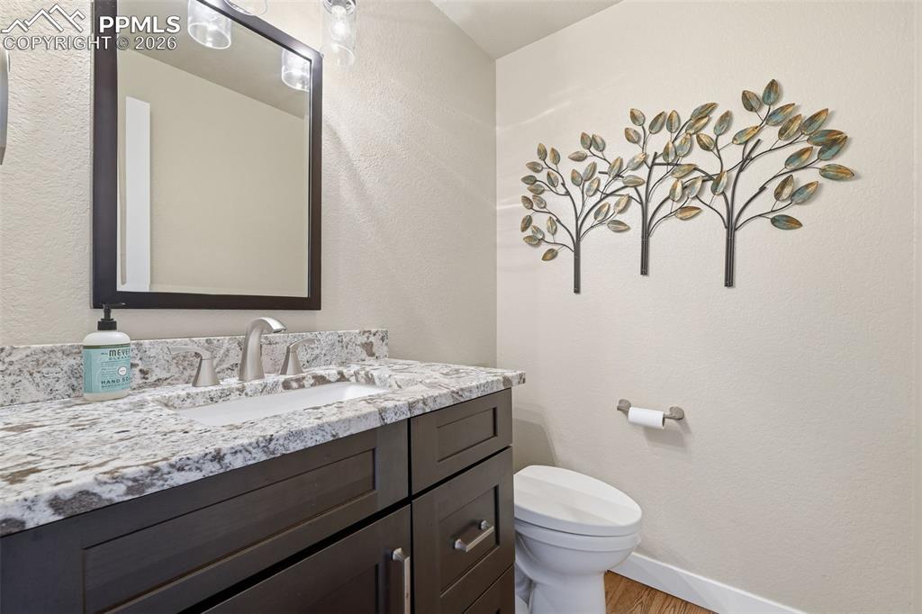 Image 26 of 44: Bathroom