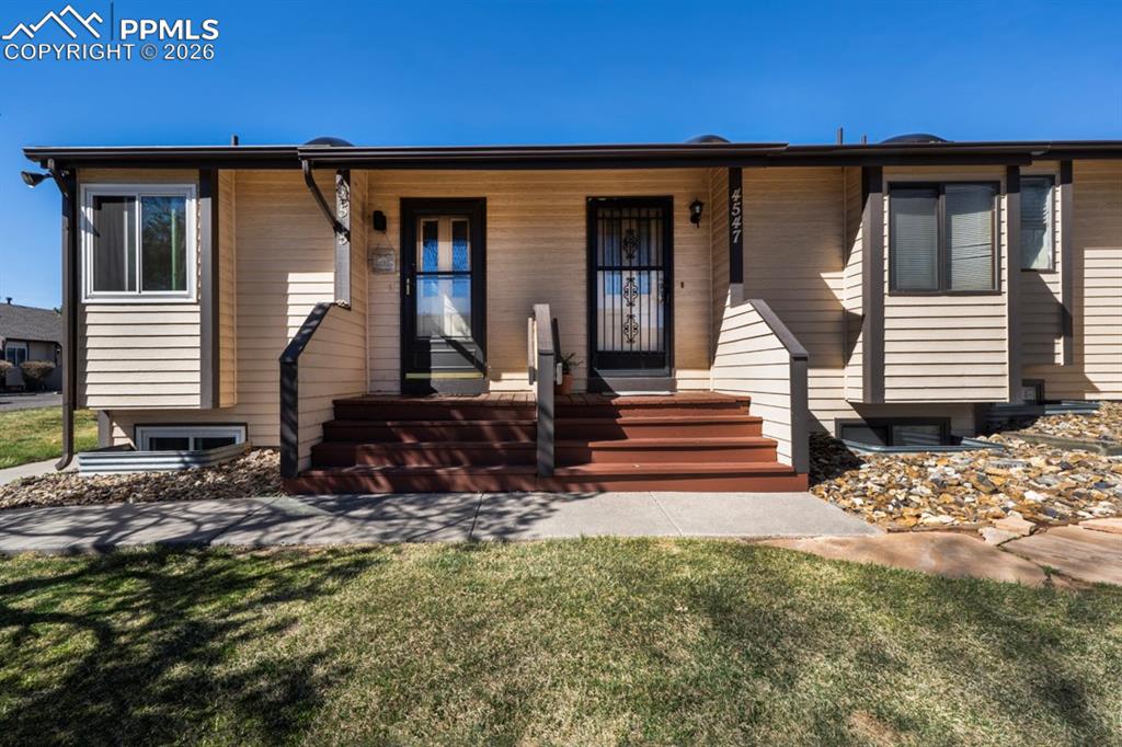 Image 7 of 50: Front of Structure