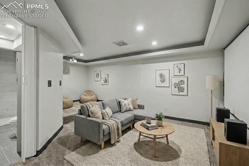 Image 31 of 41: Virtually Staged