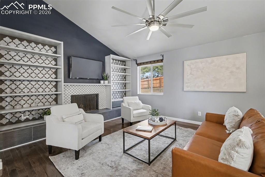 Image 4 of 41: Living Room