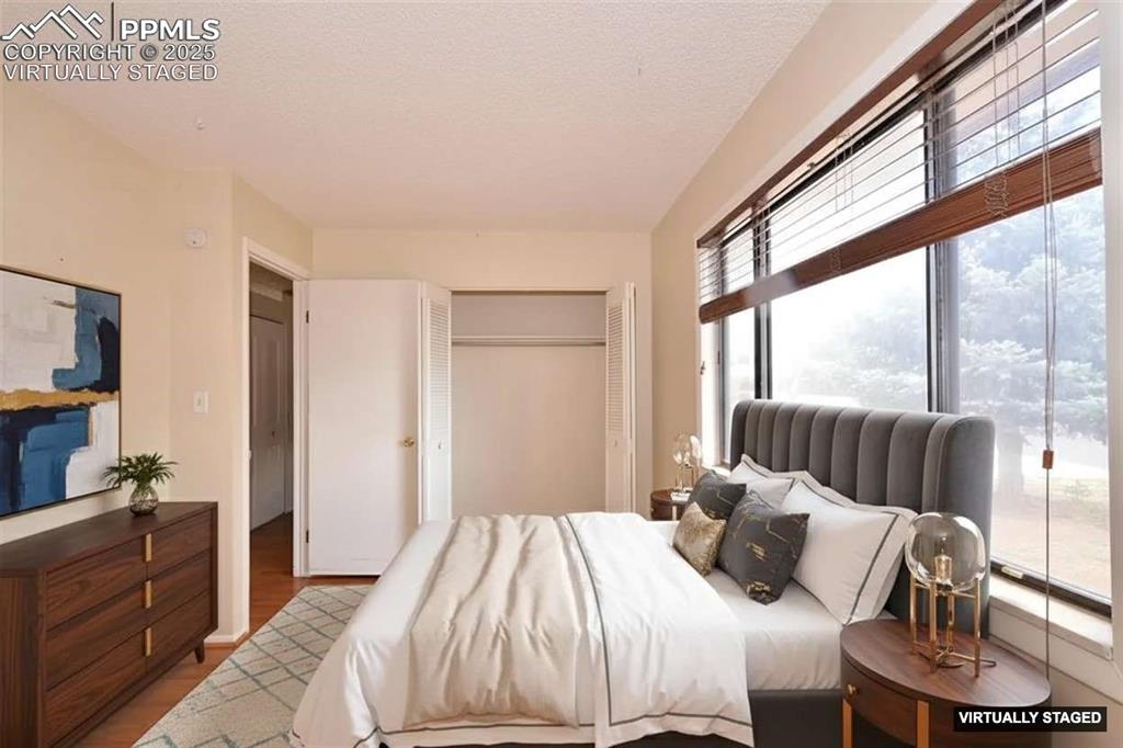 Image 17 of 31: Virtually Staged