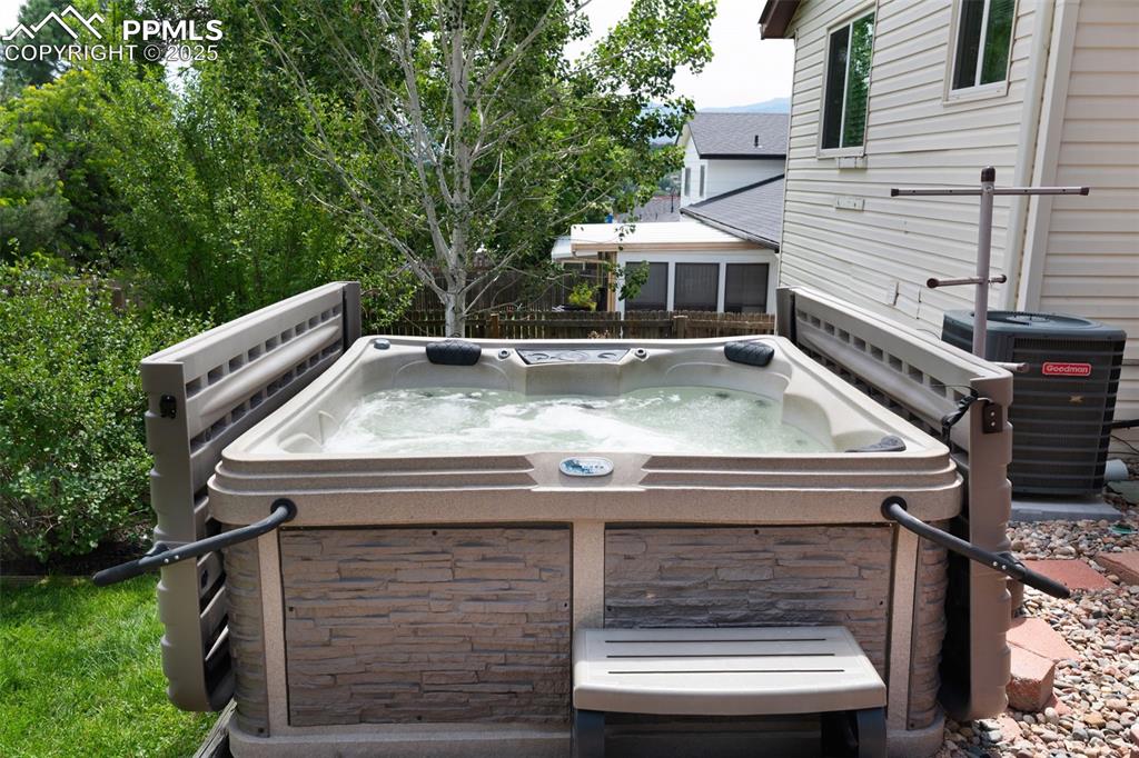 Image 36 of 40: Spa