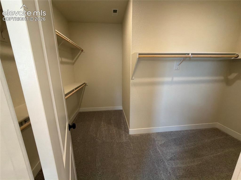 Image 15 of 16: Closet