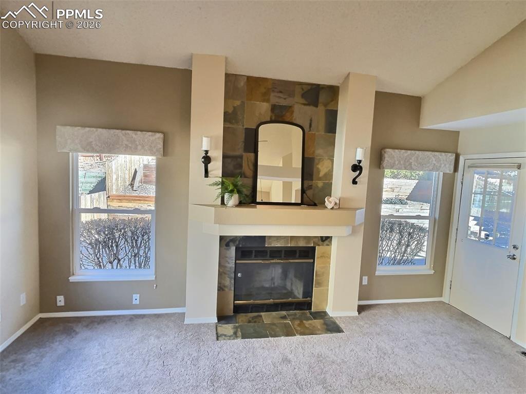 Image 11 of 47: Family Room