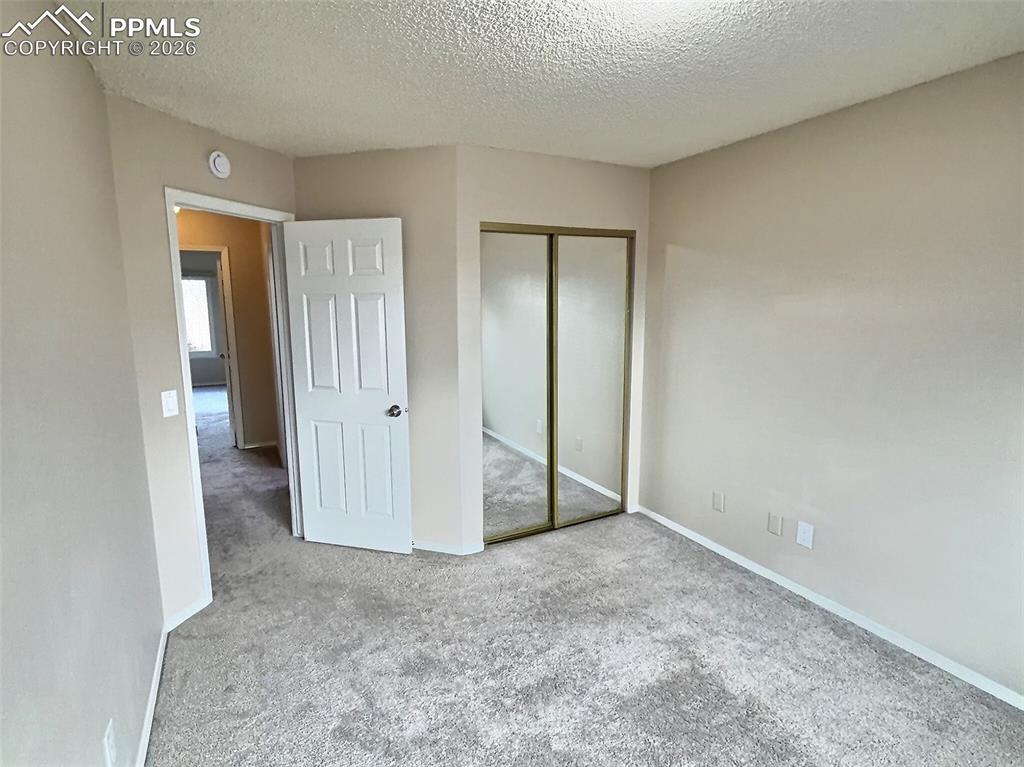 Image 31 of 47: Bedroom