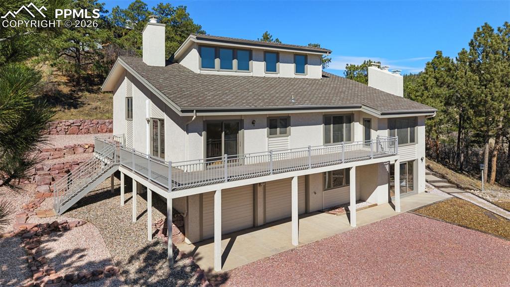 Image 3 of 48: Back of Structure