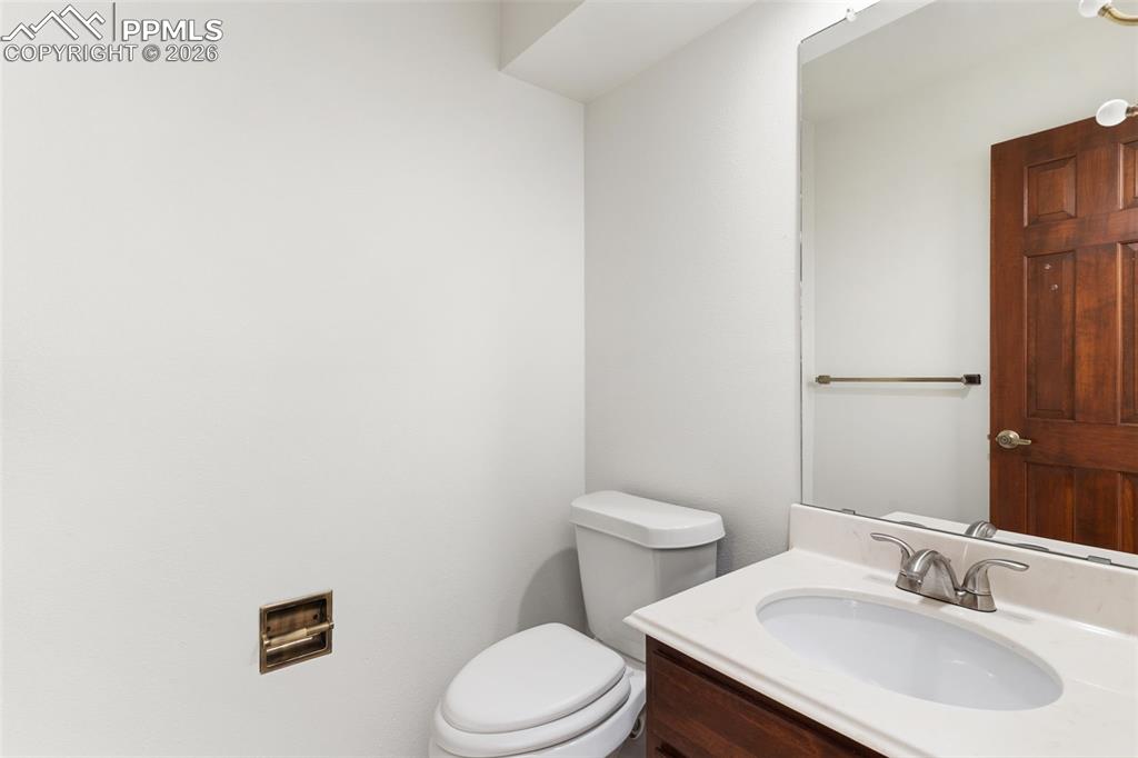 Image 44 of 48: Bathroom