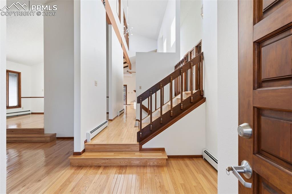 Image 6 of 48: Entry