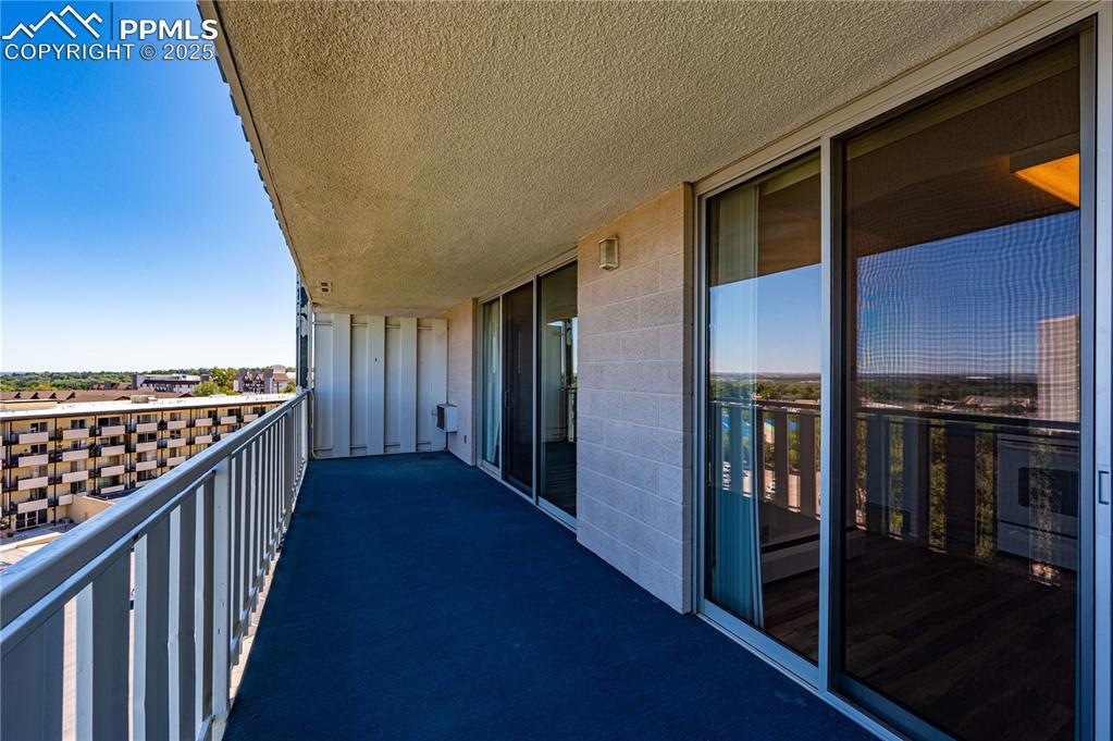 Image 28 of 33: Balcony