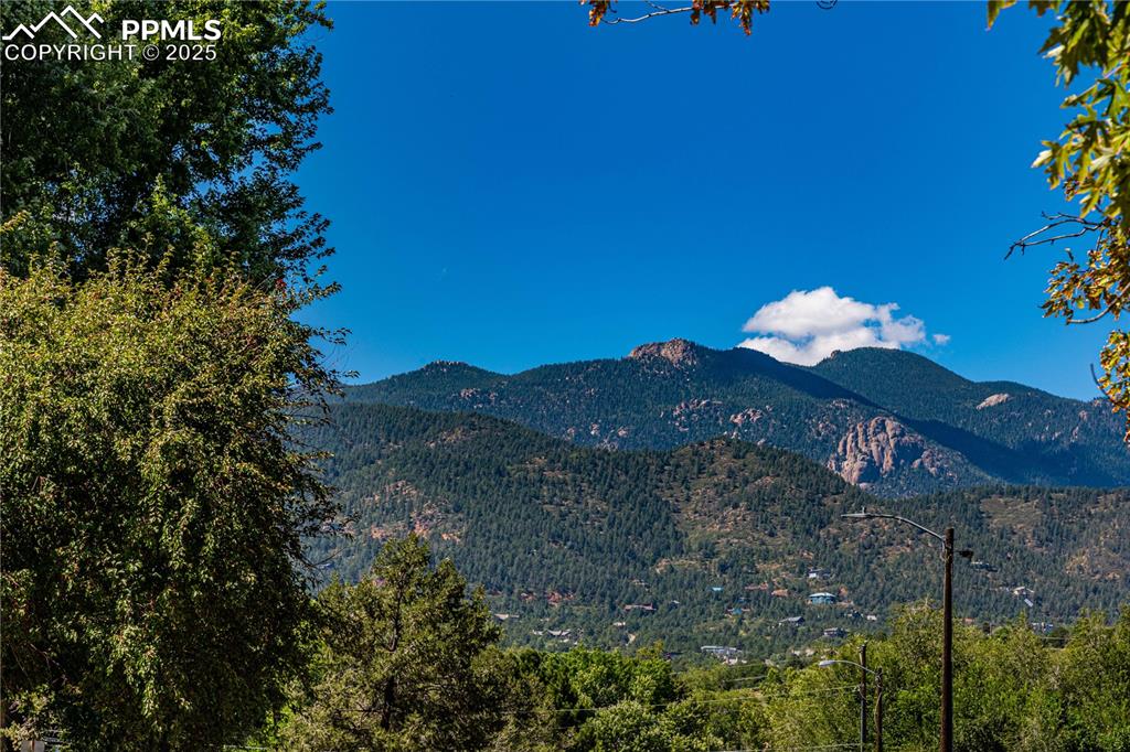 Image 29 of 33: Views Views Views