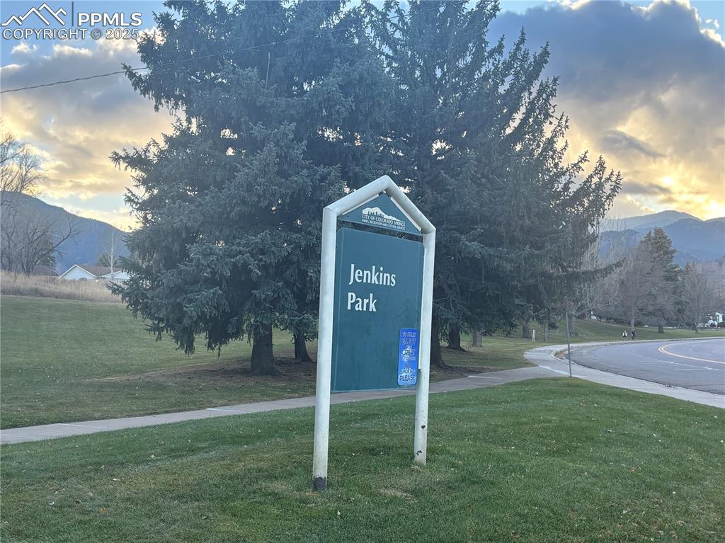 Image 33 of 33: Other