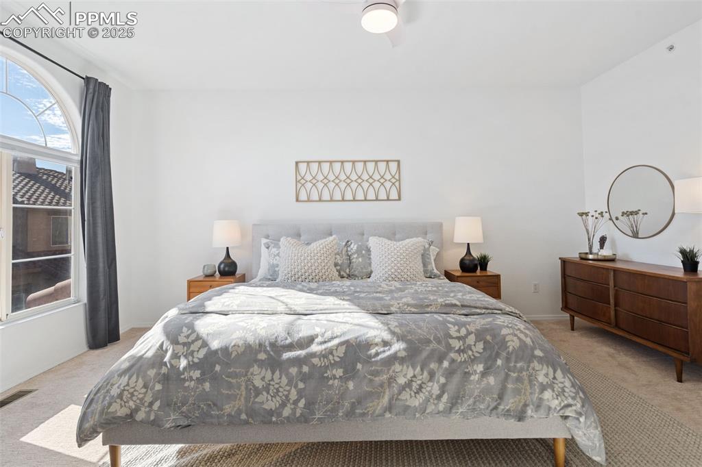 Image 26 of 38: Bedroom