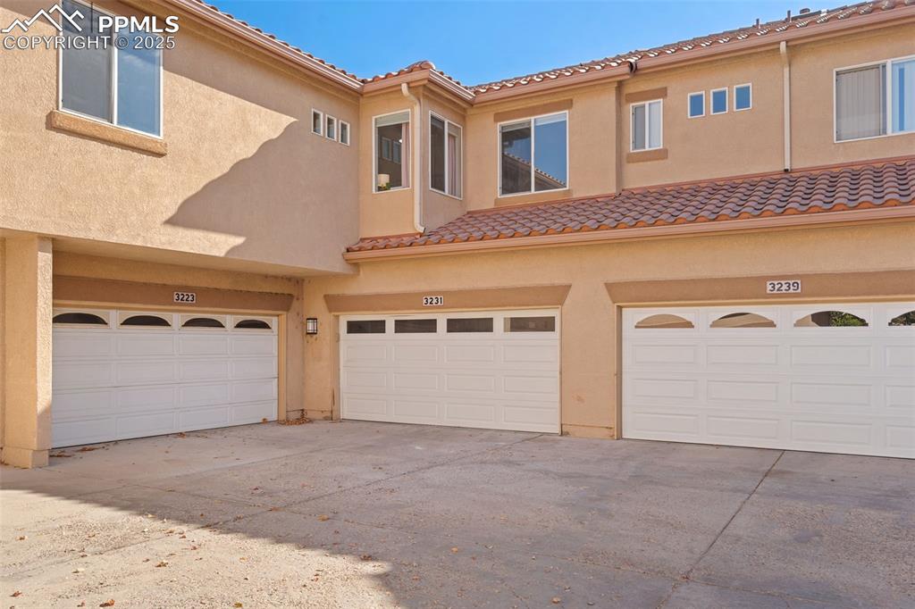 Image 34 of 38: Back of Structure