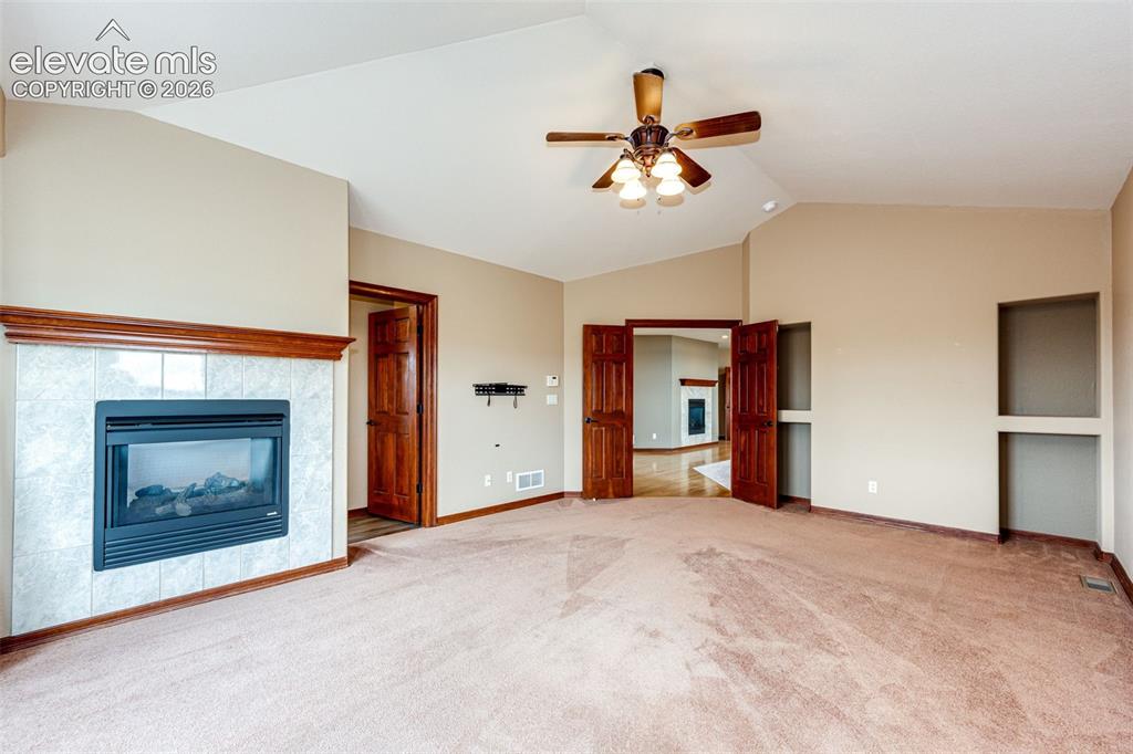 Image 23 of 47: Master Bedroom