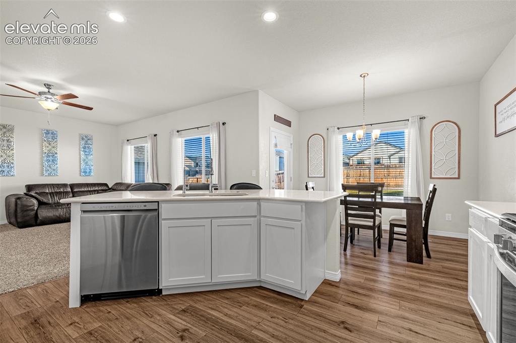 Image 11 of 49: Kitchen