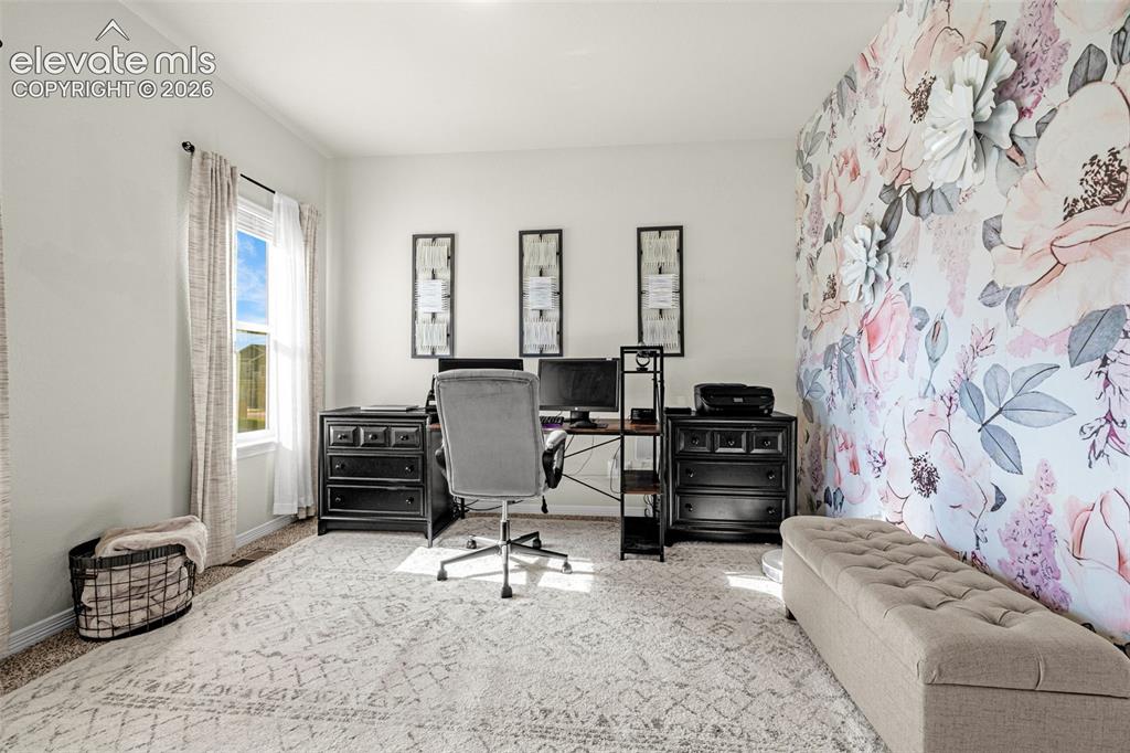 Image 7 of 49: Office