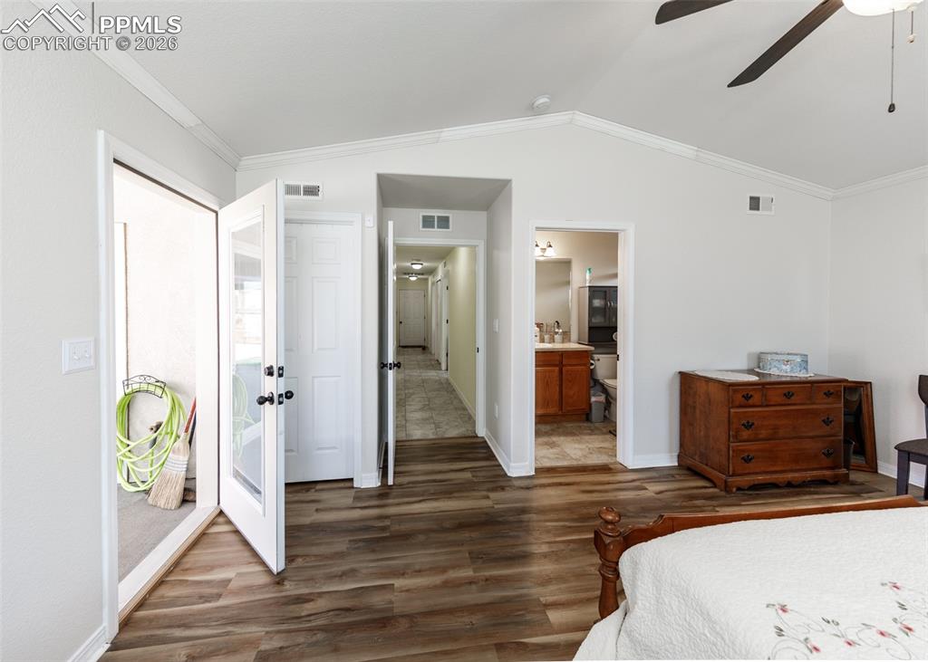 Image 23 of 38: Bedroom