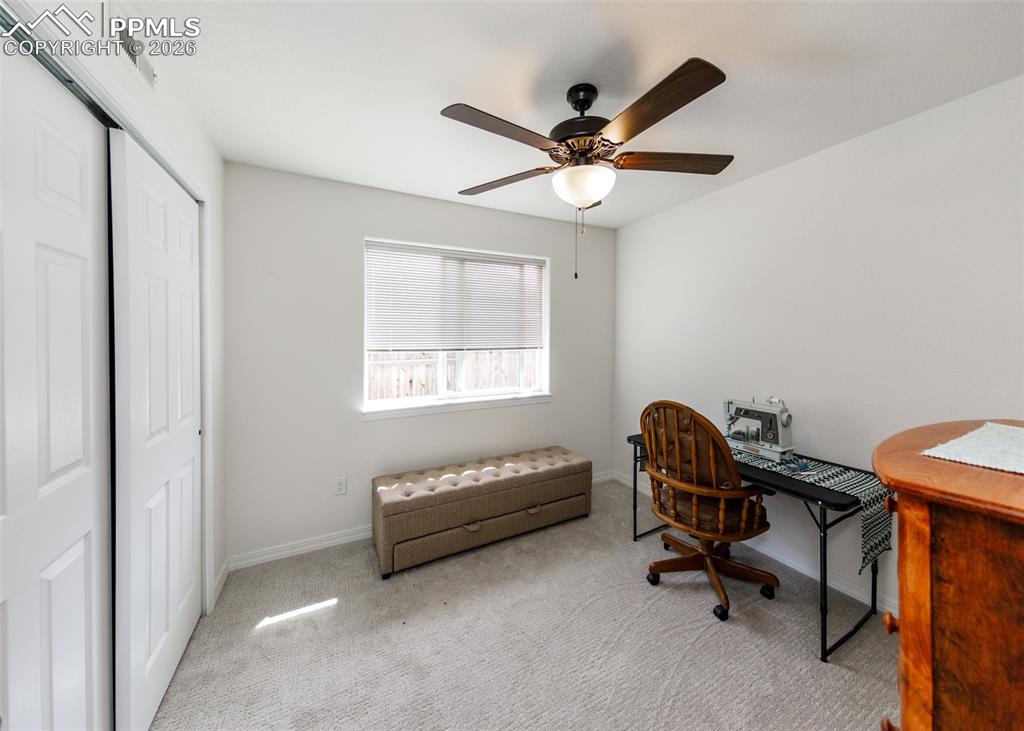 Image 26 of 38: Office