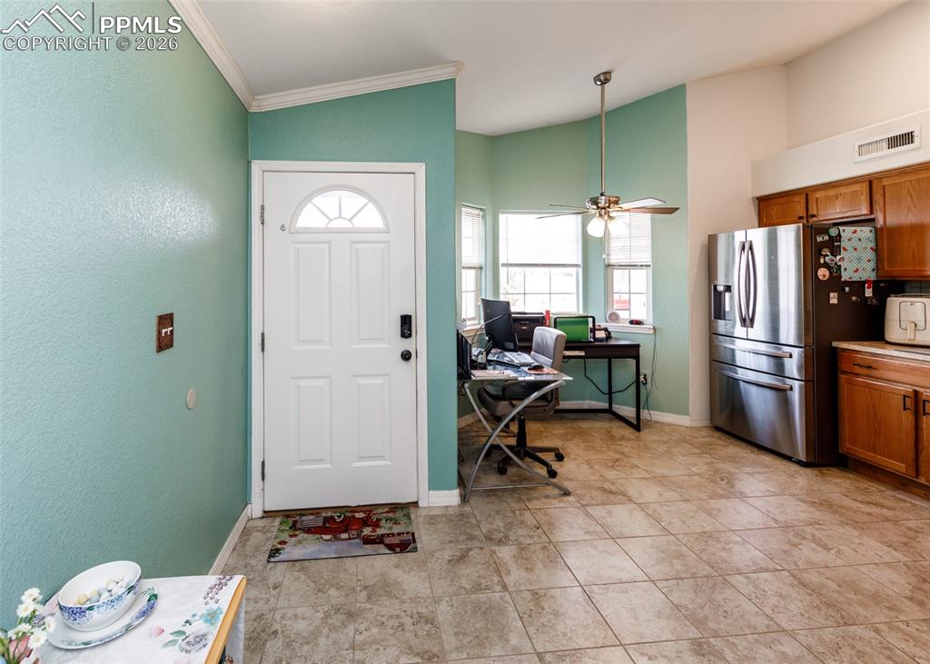 Image 5 of 38: eat in kitchen with bay window