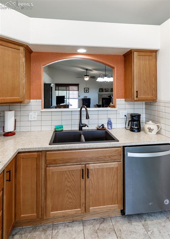 Image 9 of 38: Kitchen